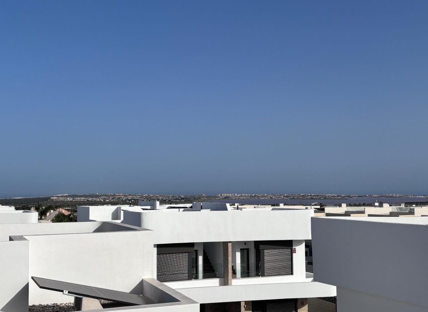 Herverkoop - Geschakelde Villa -
Los Montesinos - La Herada