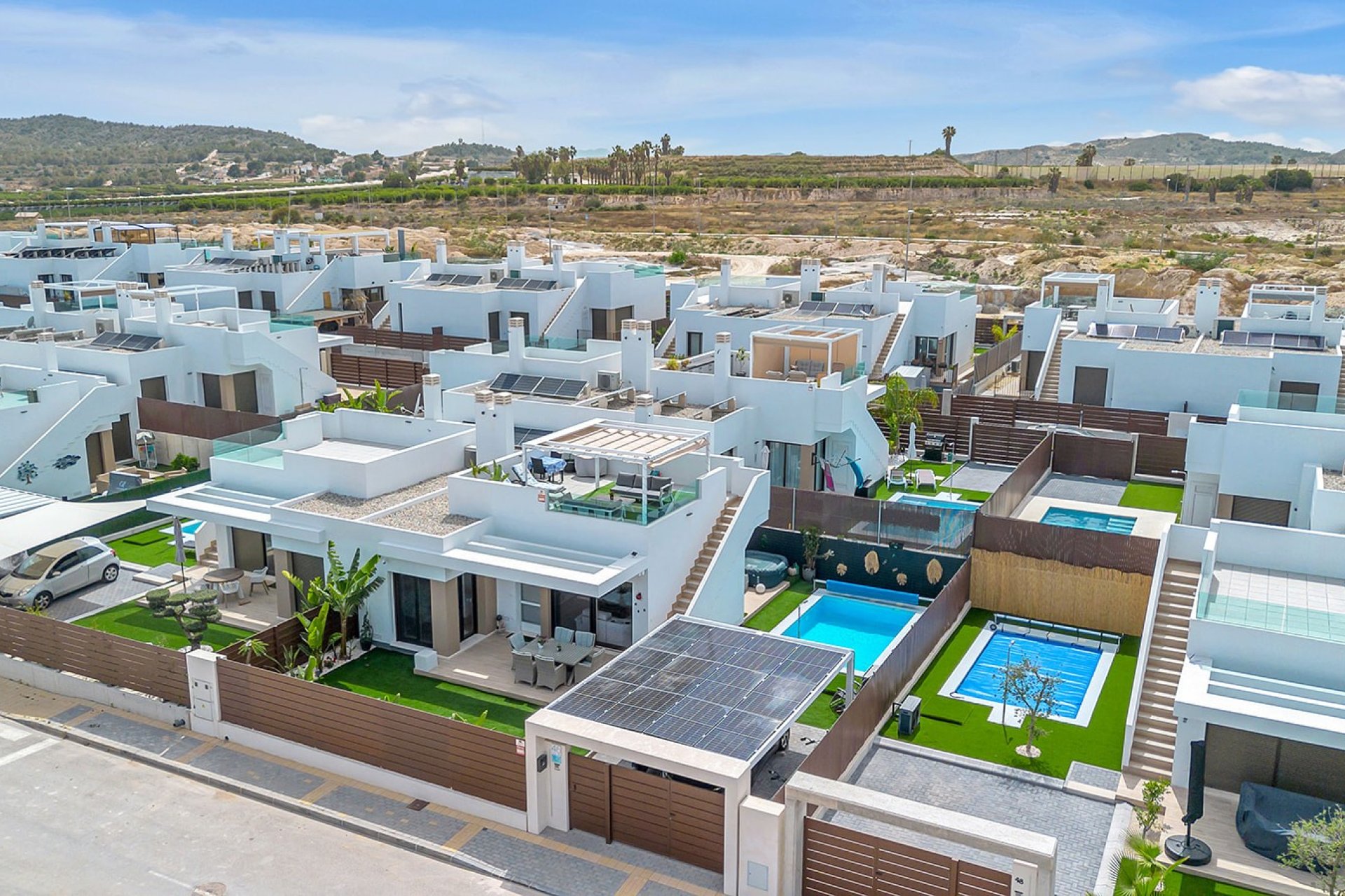 Herverkoop - Geschakelde Villa -
Orihuela Costa - Vistabella Golf