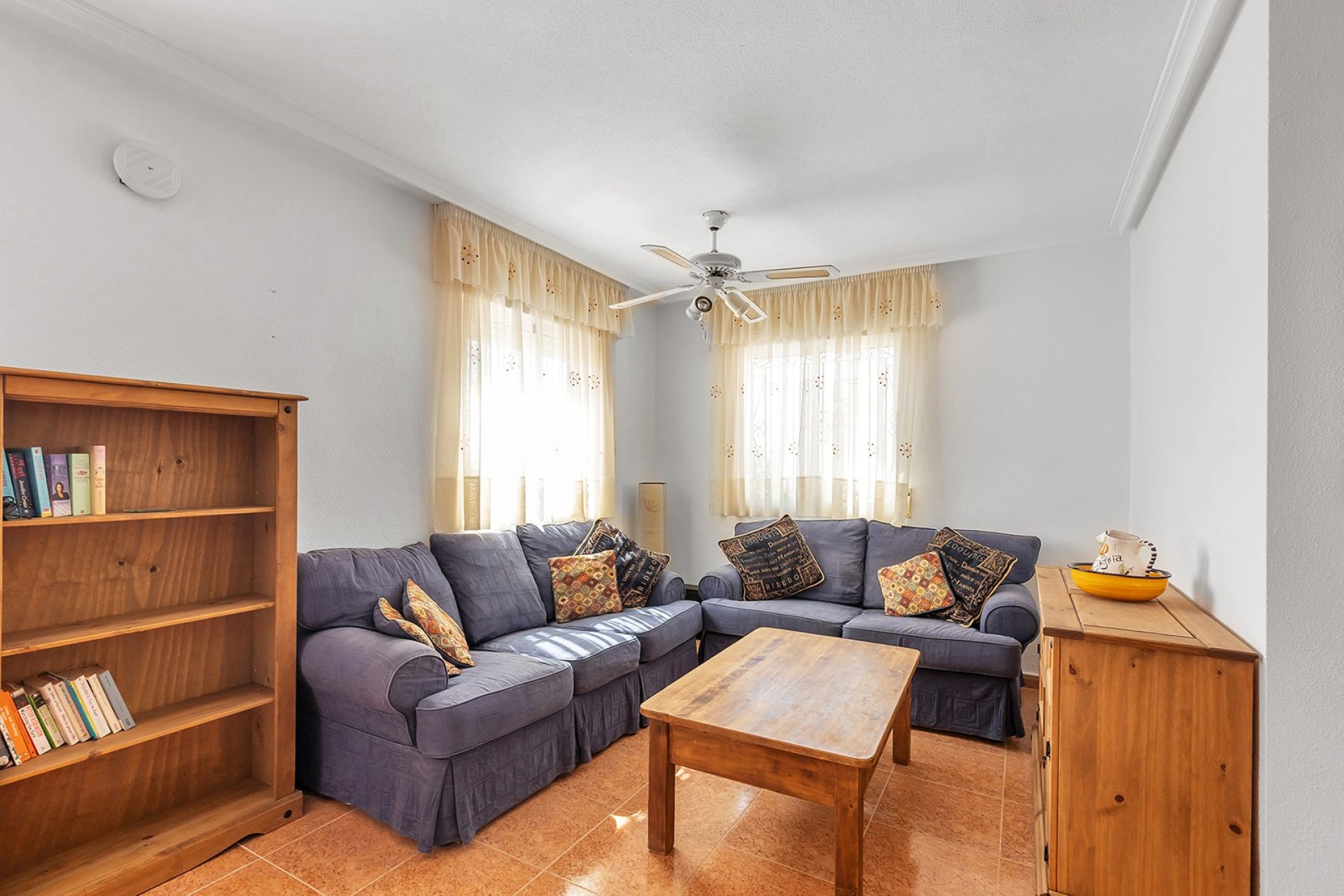 Herverkoop - Geschakelde Villa -
Orihuela - Vistabella Golf