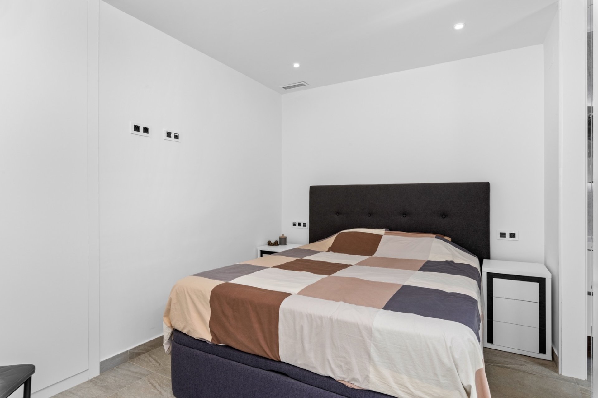 Herverkoop - Geschakelde Villa -
San Miguel de Salinas - Costa Blanca South