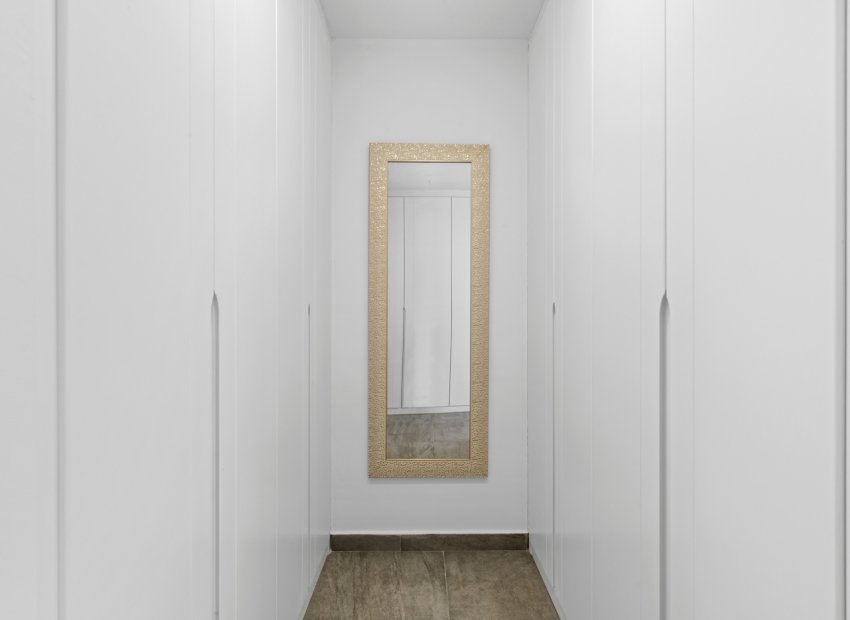 Herverkoop - Geschakelde Villa -
San Miguel de Salinas - Costa Blanca South