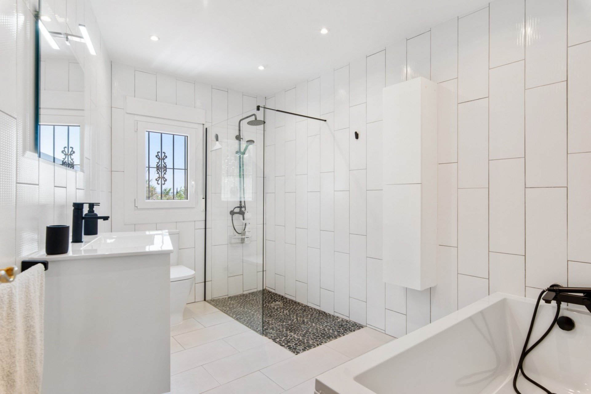 Herverkoop - Landhuis -
Catral