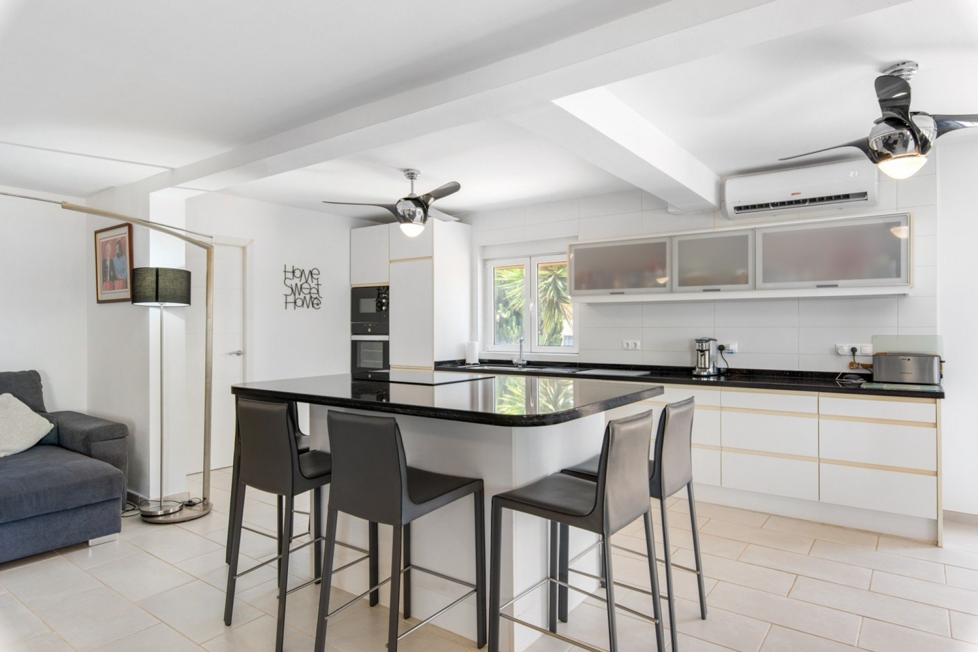 Herverkoop - Landhuis -
Catral