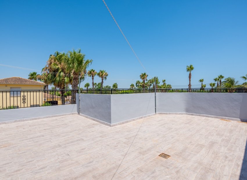 Herverkoop - Landhuis -
Catral