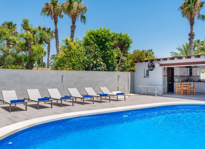 Herverkoop - Landhuis -
Catral