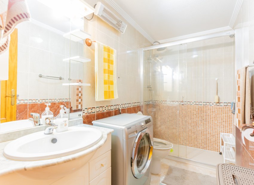 Herverkoop - Penthouse -
Torrevieja