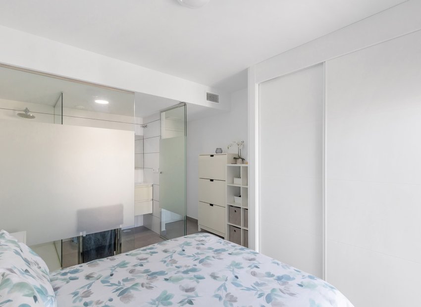 Herverkoop - Penthouse -
Villamartin - Villamartín