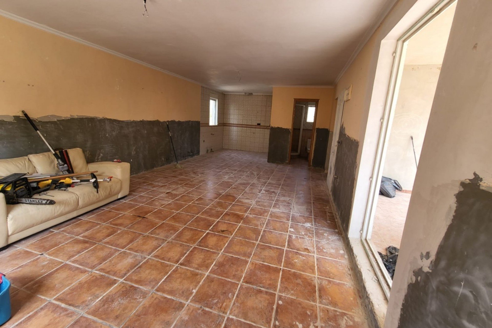 Herverkoop - Renovatie -
Elche - La Hoya