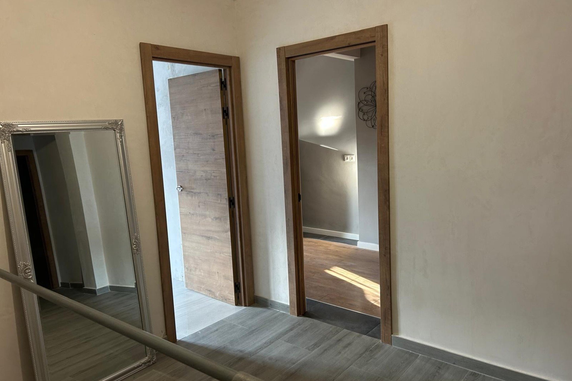 Herverkoop - Rijwoning -
Benejúzar