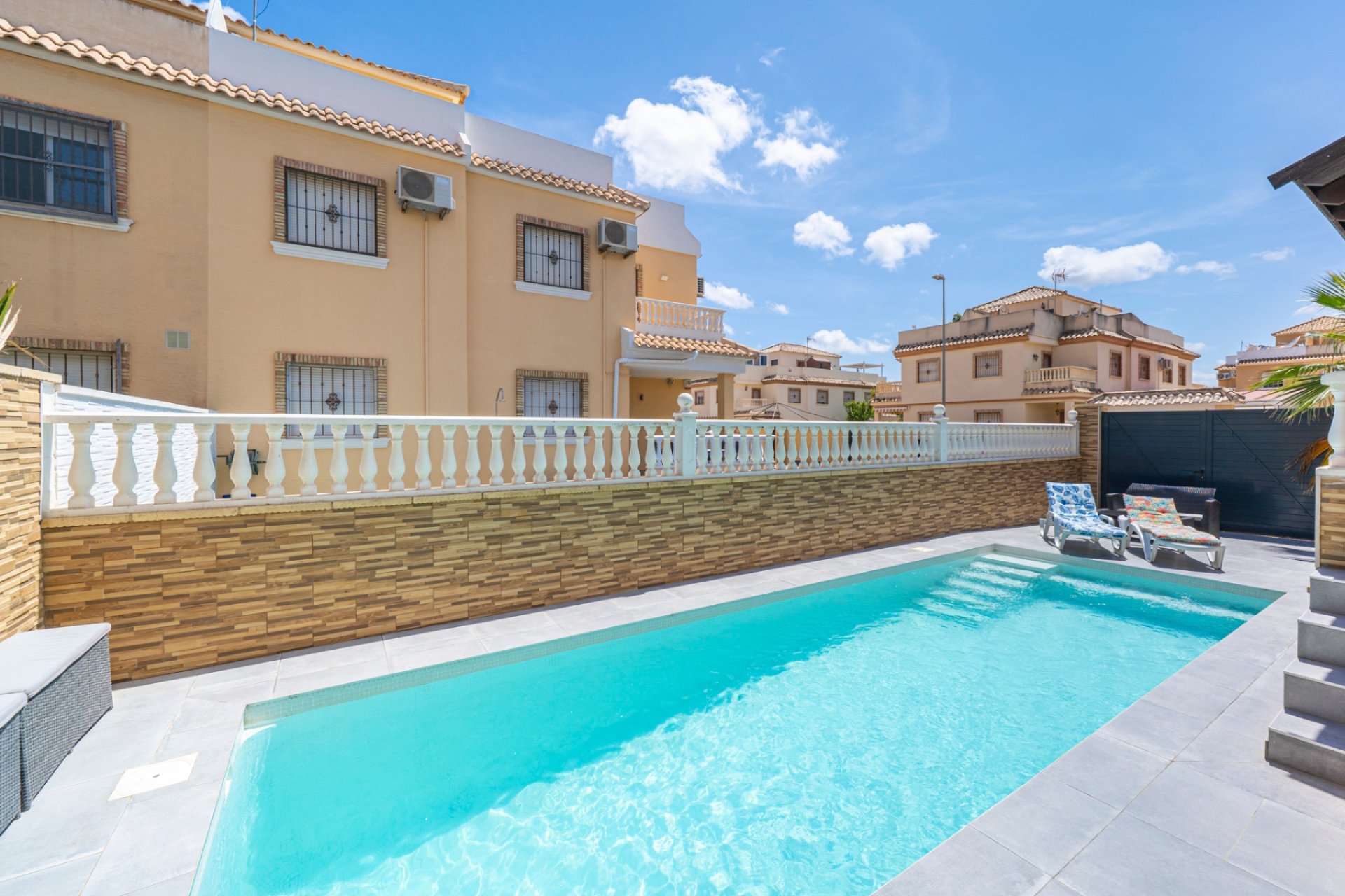 Herverkoop - Rijwoning -
Ciudad Quesada - Rojales - Ciudad Quesada