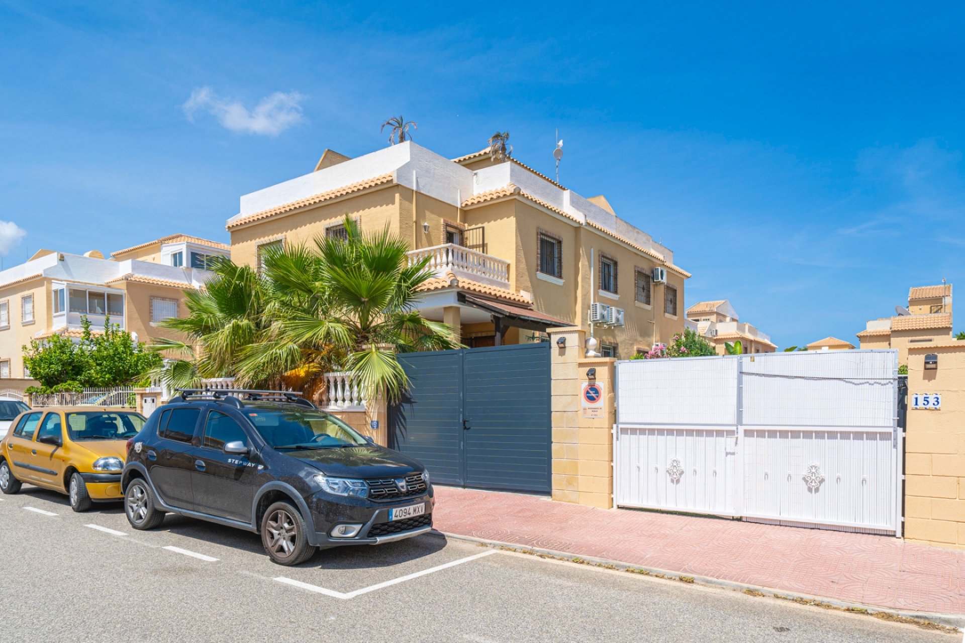 Herverkoop - Rijwoning -
Ciudad Quesada - Rojales - Ciudad Quesada
