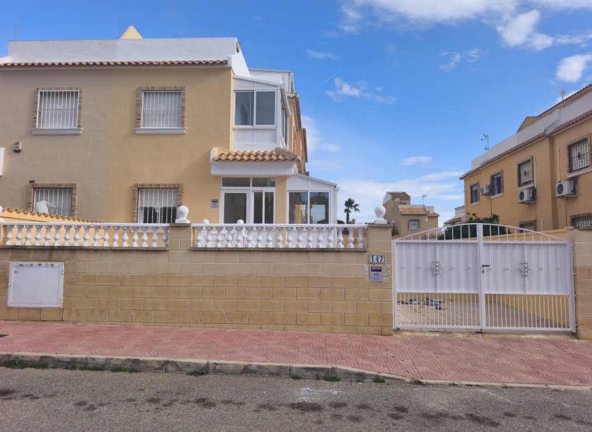 Herverkoop - Rijwoning -
Ciudad Quesada - Rojales - Ciudad Quesada