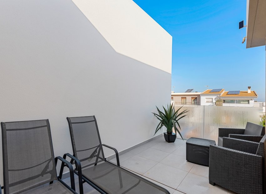 Herverkoop - Rijwoning -
Ciudad Quesada - Rojales - Costa Blanca South