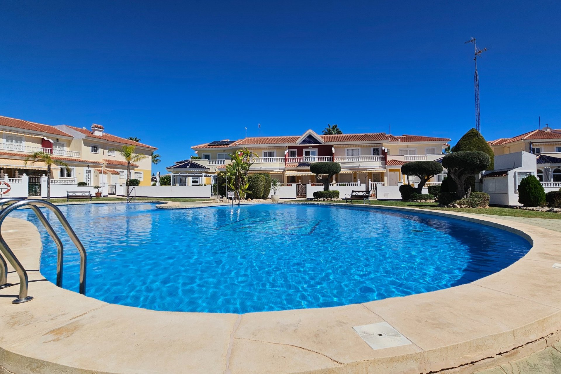 Herverkoop - Rijwoning -
Ciudad Quesada - Rojales - Cuidad Quesada