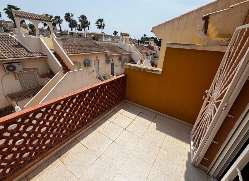 Herverkoop - Rijwoning -
Ciudad Quesada - Rojales - Doña Pepa