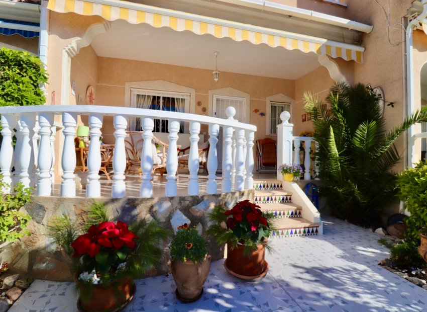 Herverkoop - Rijwoning -
Ciudad Quesada - Rojales - Doña Pepa
