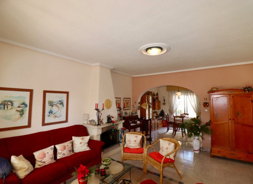 Herverkoop - Rijwoning -
Ciudad Quesada - Rojales - Doña Pepa