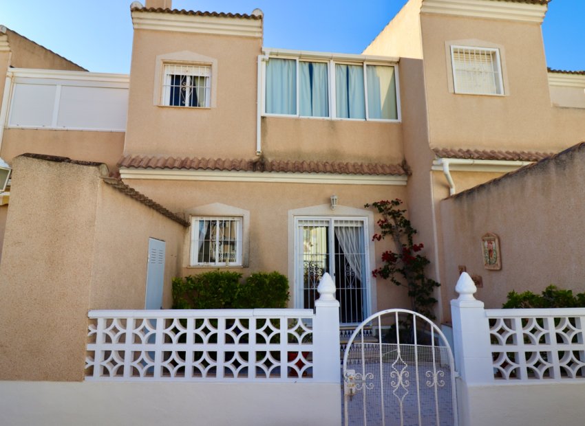 Herverkoop - Rijwoning -
Ciudad Quesada - Rojales - Doña Pepa