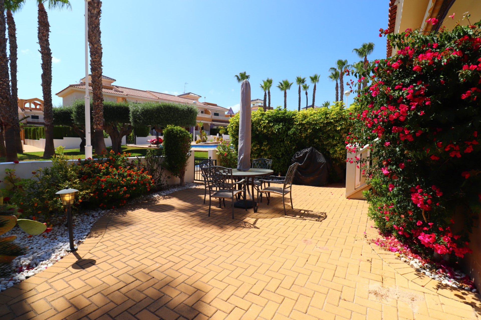 Herverkoop - Rijwoning -
Ciudad Quesada - Rojales - Doña Pepa