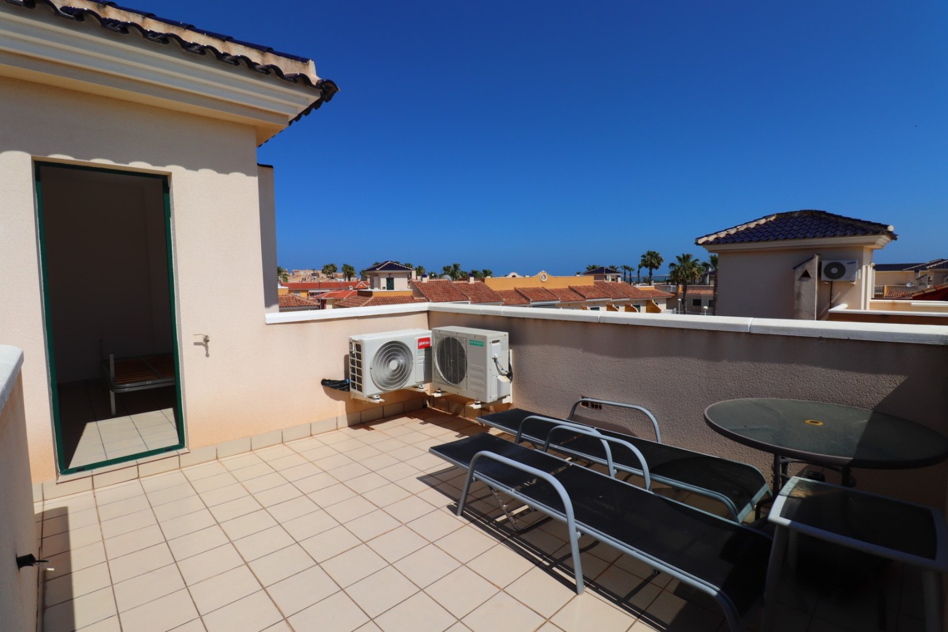 Herverkoop - Rijwoning -
Ciudad Quesada - Rojales - Doña Pepa