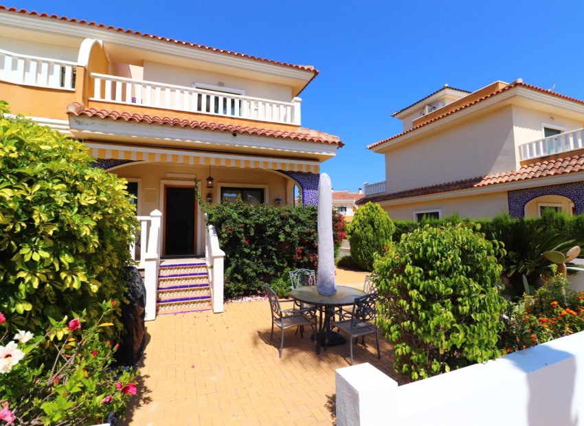 Herverkoop - Rijwoning -
Ciudad Quesada - Rojales - Doña Pepa