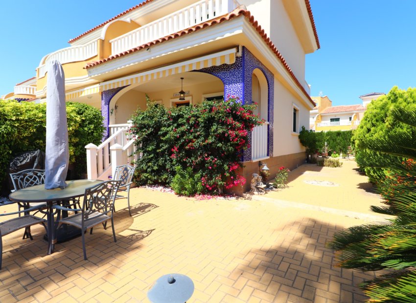 Herverkoop - Rijwoning -
Ciudad Quesada - Rojales - Doña Pepa