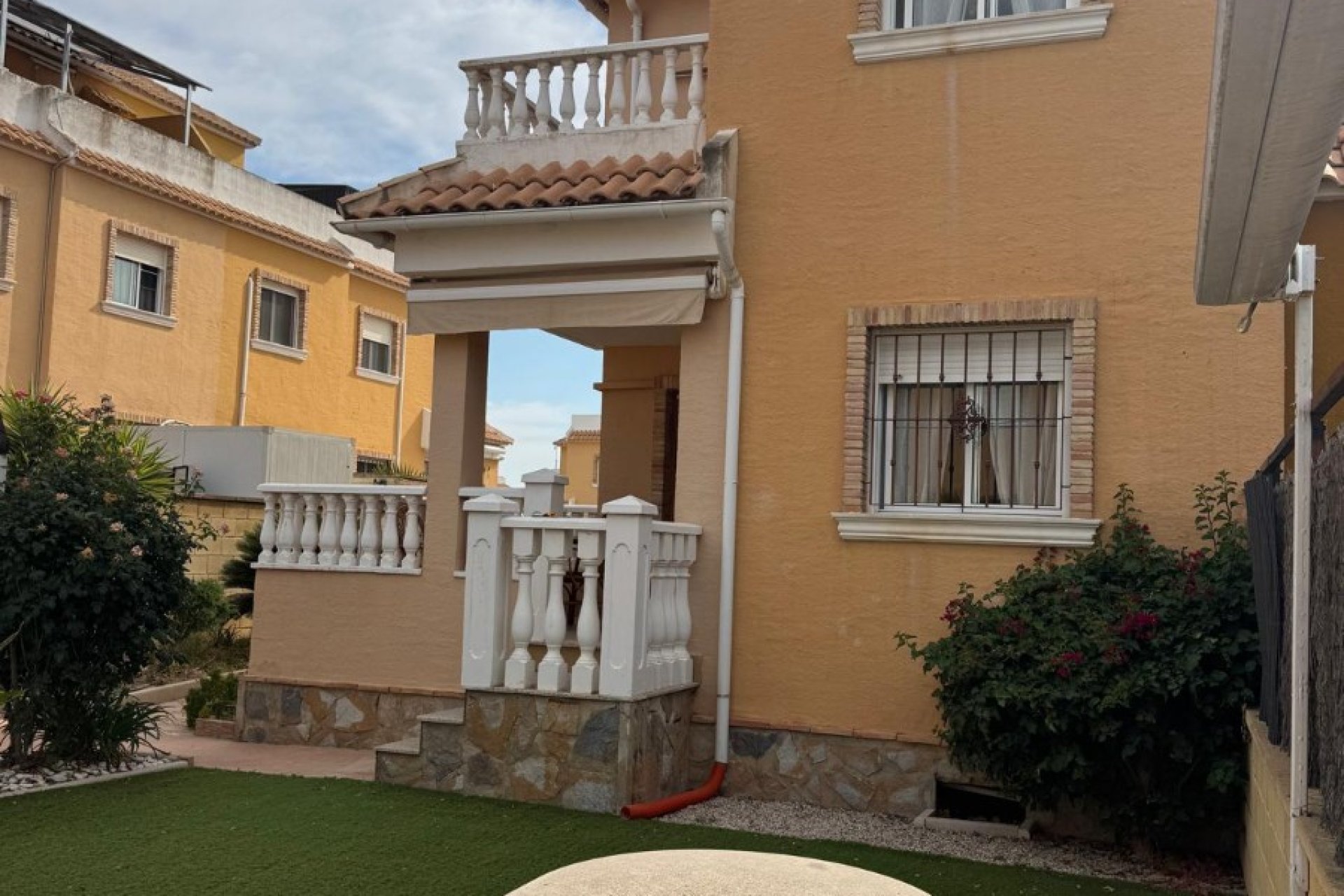 Herverkoop - Rijwoning -
Ciudad Quesada - Rojales - Doña Pepa