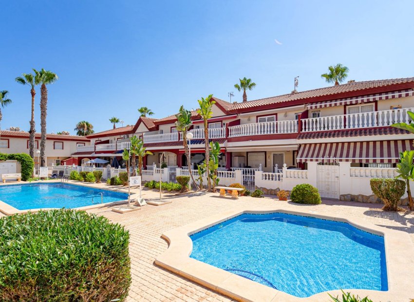 Herverkoop - Rijwoning -
Ciudad Quesada - Rojales - Doña Pepa