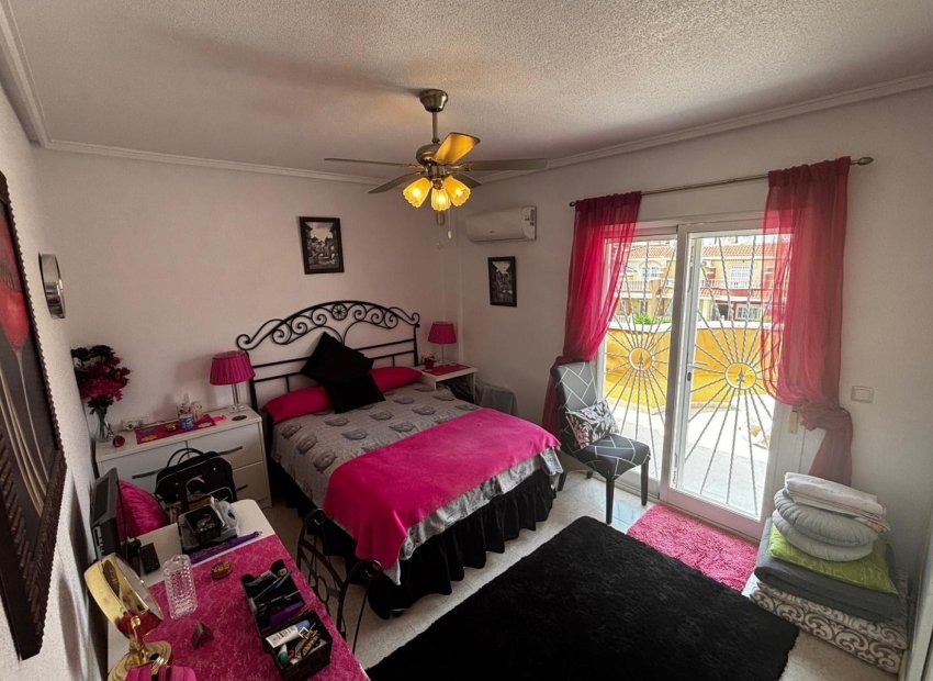 Herverkoop - Rijwoning -
Ciudad Quesada - Rojales - Doña Pepa