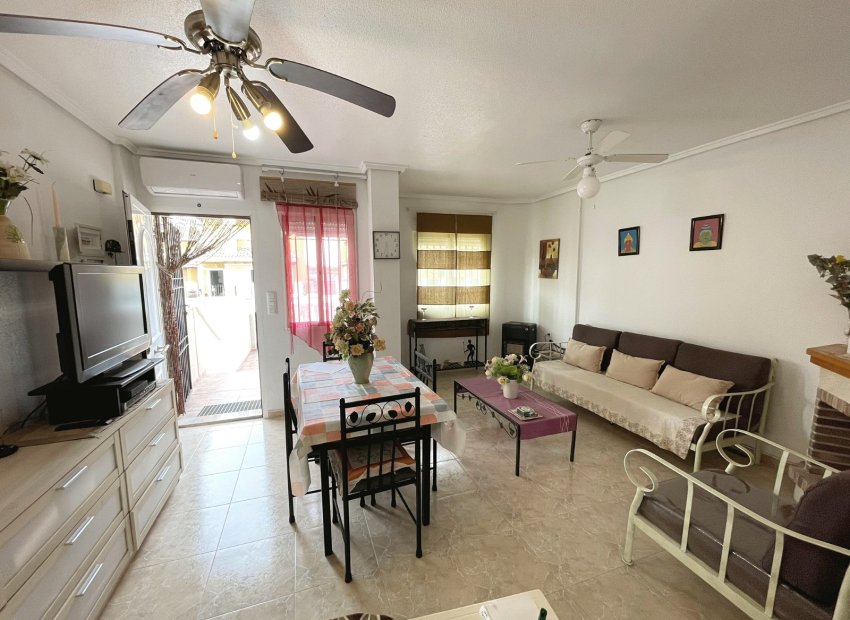 Herverkoop - Rijwoning -
Ciudad Quesada - Rojales - Lo Marabú