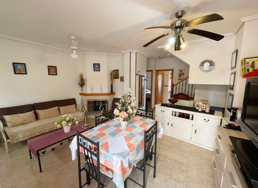 Herverkoop - Rijwoning -
Ciudad Quesada - Rojales - Lo Marabú