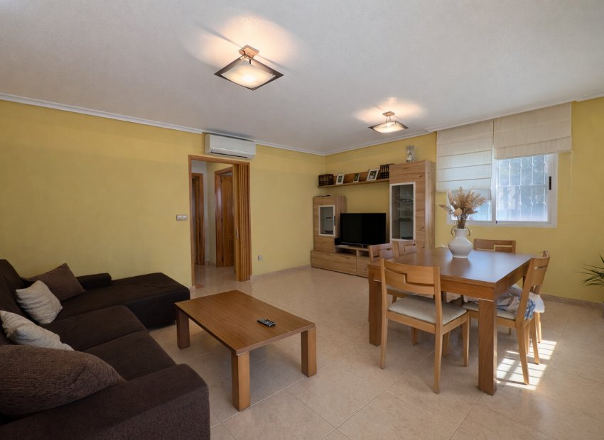 Herverkoop - Rijwoning -
Ciudad Quesada - Rojales - Rojales