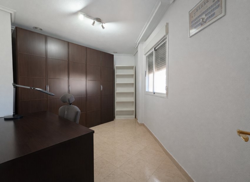 Herverkoop - Rijwoning -
Ciudad Quesada - Rojales - Rojales