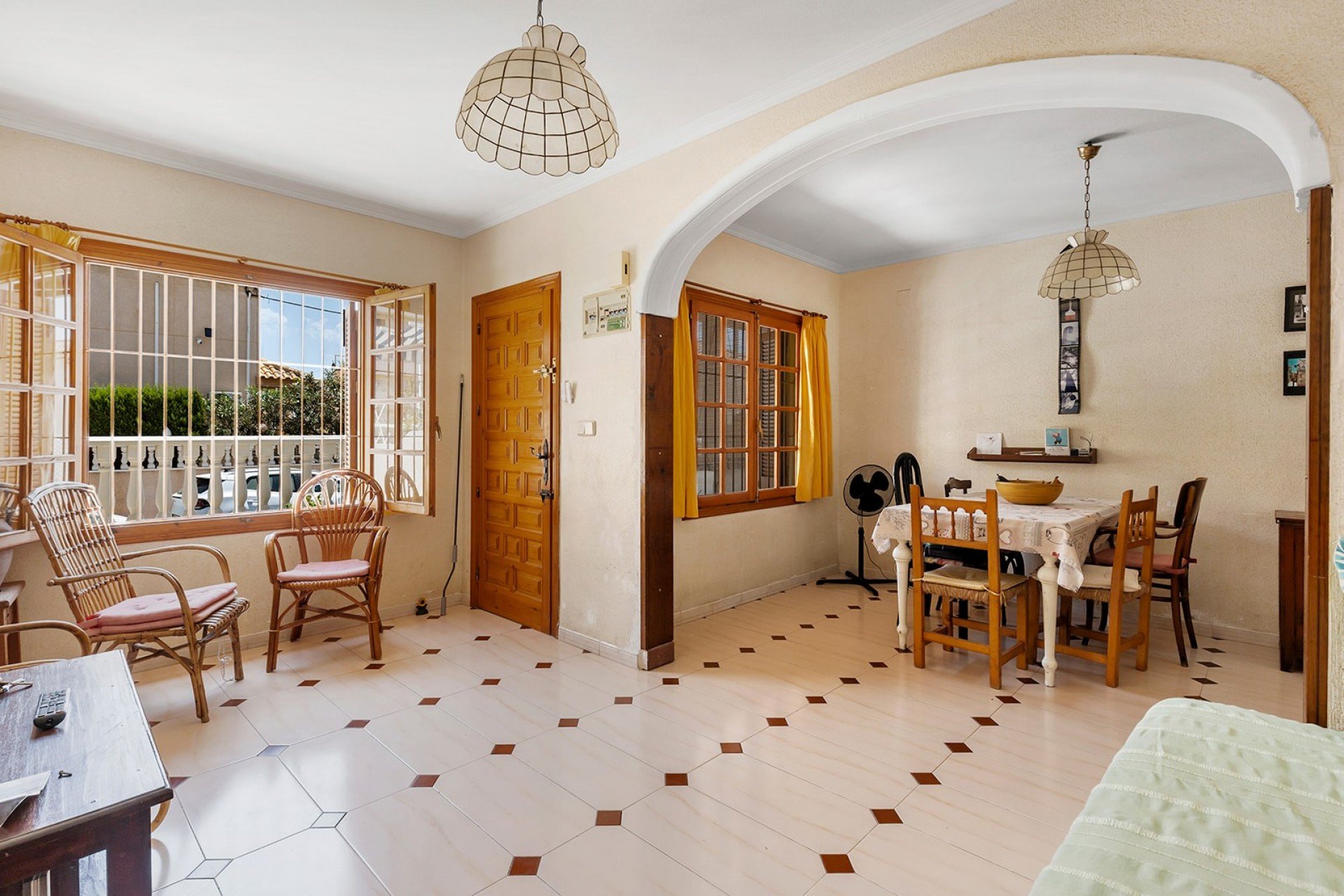 Herverkoop - Rijwoning -
La Mata - Playa