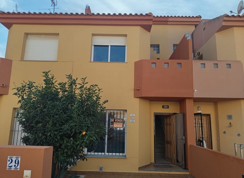 Herverkoop - Rijwoning -
Orihuela Costa - Cabo Roig