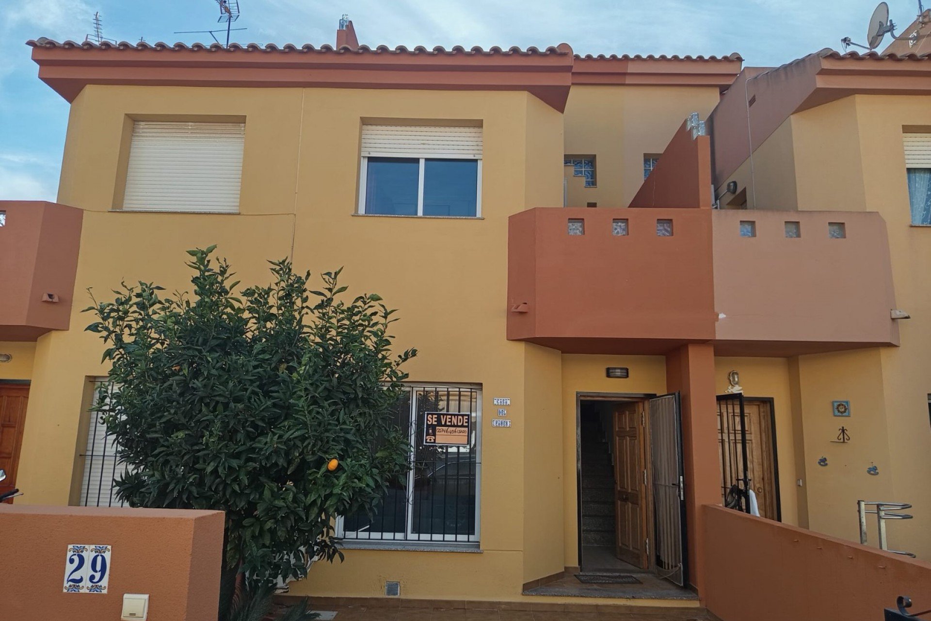 Herverkoop - Rijwoning -
Orihuela Costa - Cabo Roig