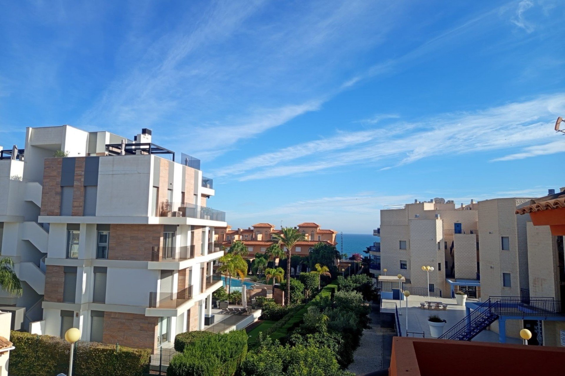 Herverkoop - Rijwoning -
Orihuela Costa - Cabo Roig