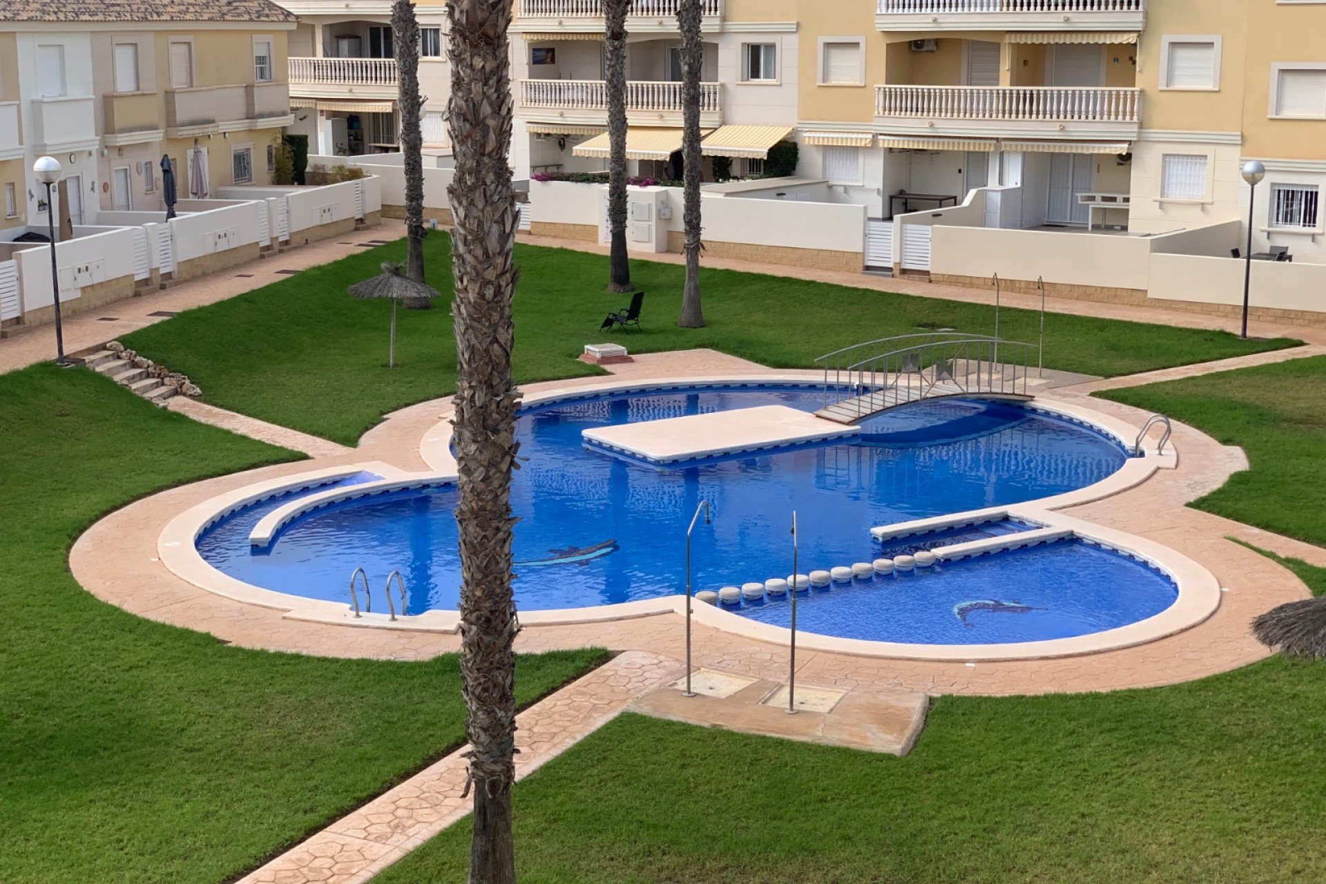 Herverkoop - Rijwoning -
Orihuela Costa - Lomas de Cabo Roig