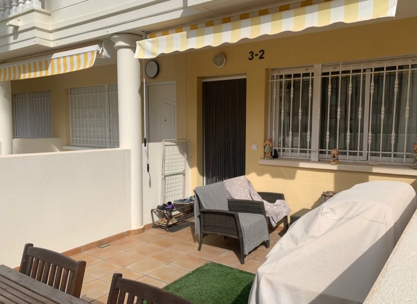 Herverkoop - Rijwoning -
Orihuela Costa - Lomas de Cabo Roig