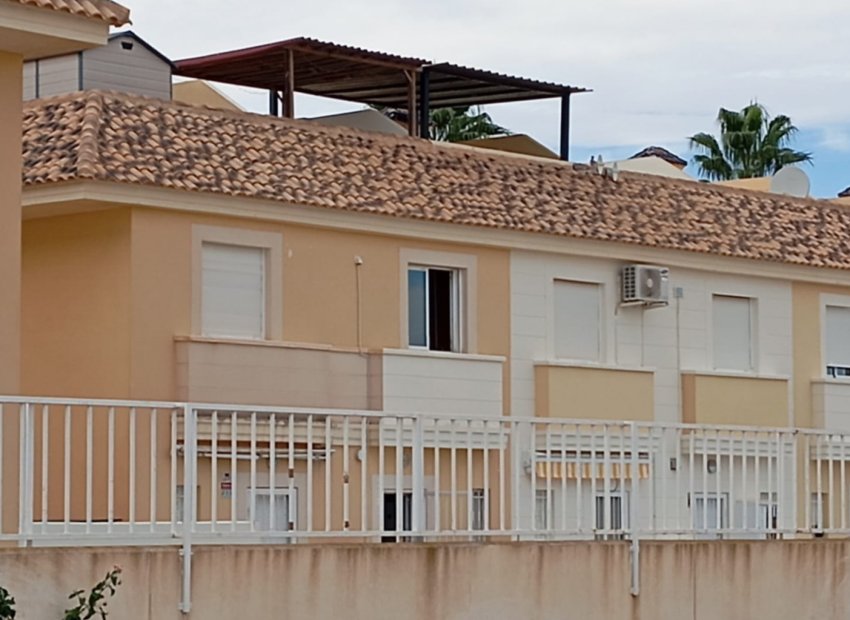 Herverkoop - Rijwoning -
Orihuela Costa - Lomas de Cabo Roig