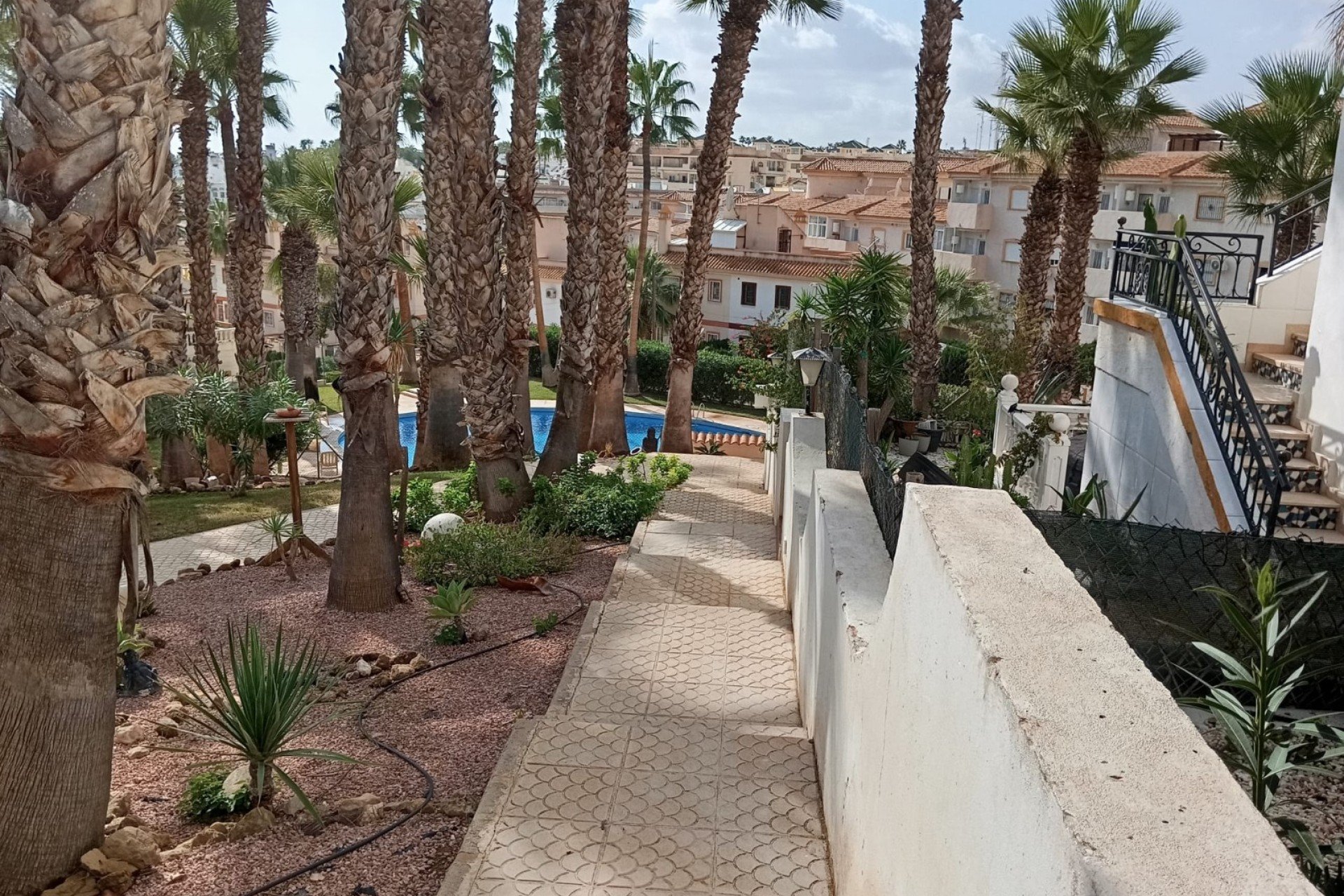 Herverkoop - Rijwoning -
Orihuela Costa - Villamartín