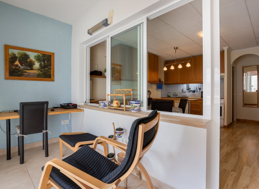 Herverkoop - Rijwoning -
Torrevieja - La Siesta