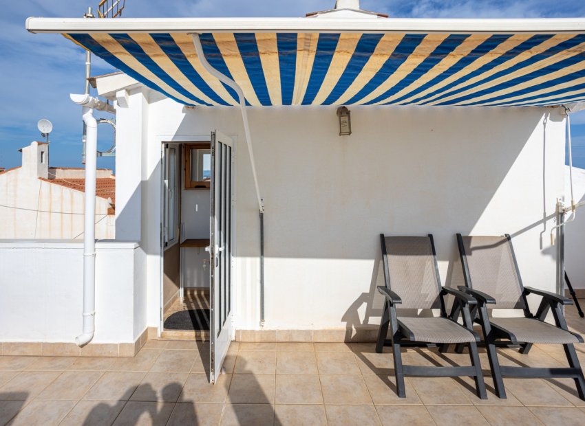 Herverkoop - Rijwoning -
Torrevieja - La Siesta