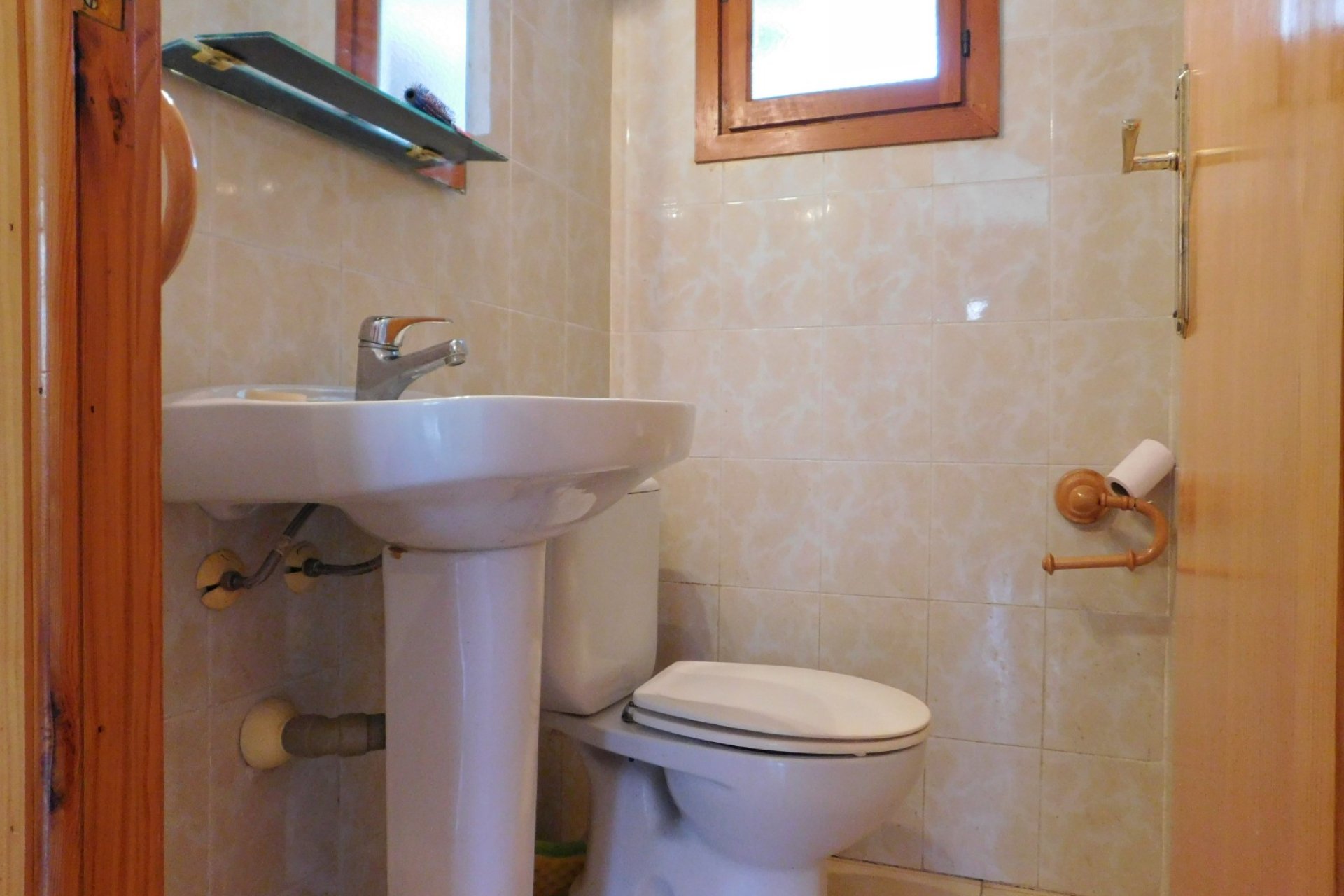 Herverkoop - Rijwoning -
Torrevieja - Lago Jardin