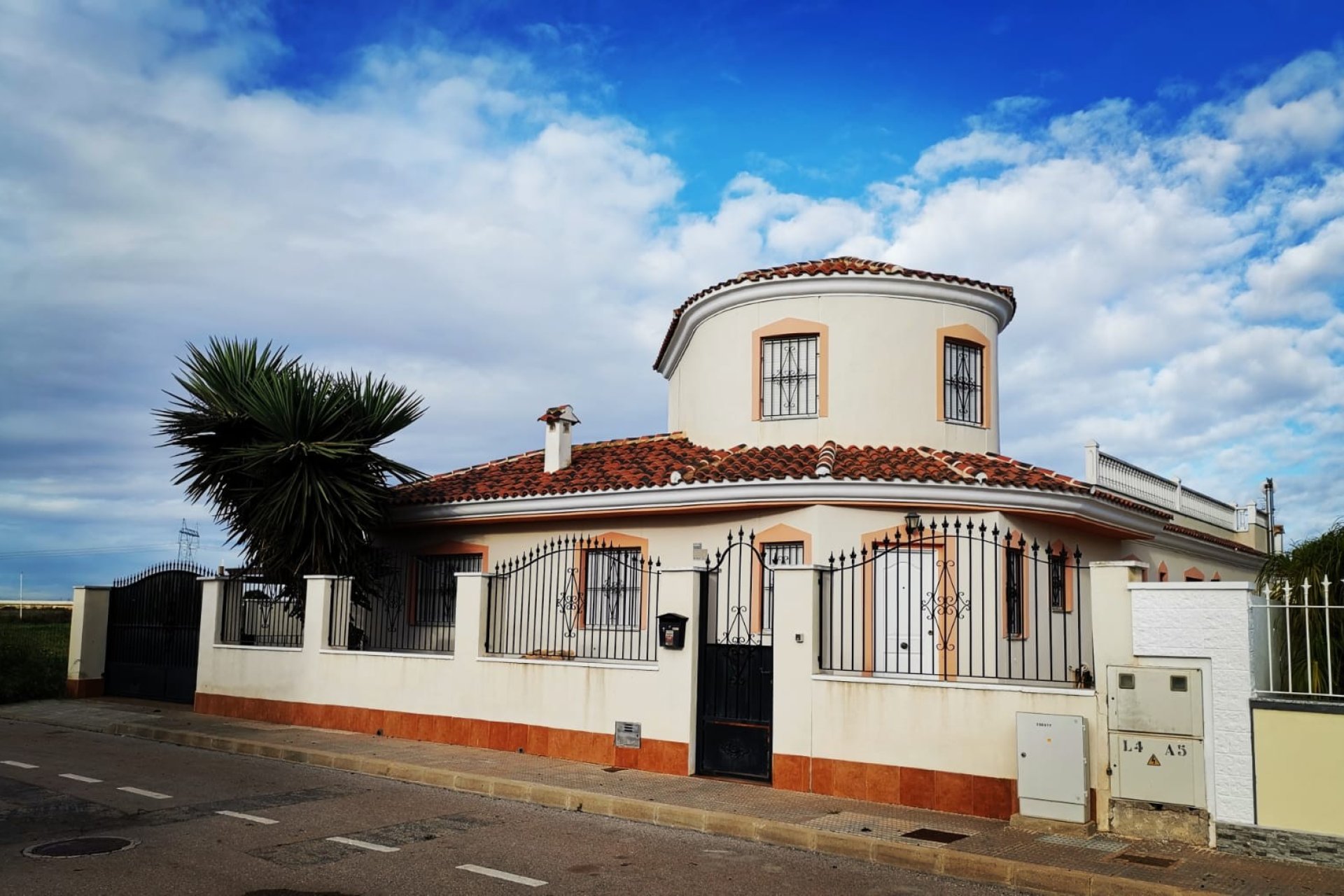 Herverkoop - Villa -
Los Alcazares - Town