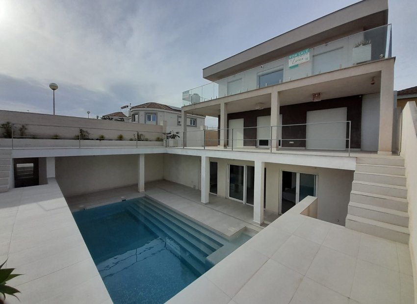 Herverkoop - Villa -
Santa Pola - Gran Alacant