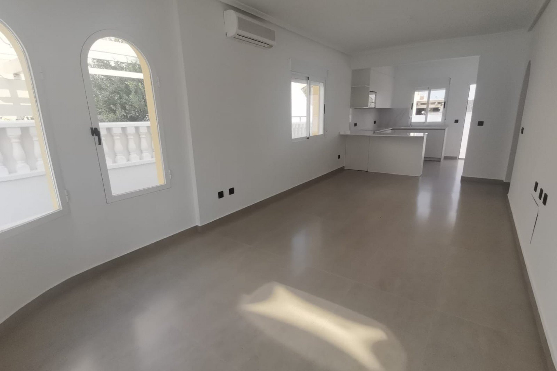 Herverkoop - Vrijstaande woning / Villa -
Algorfa - Lo Crispin