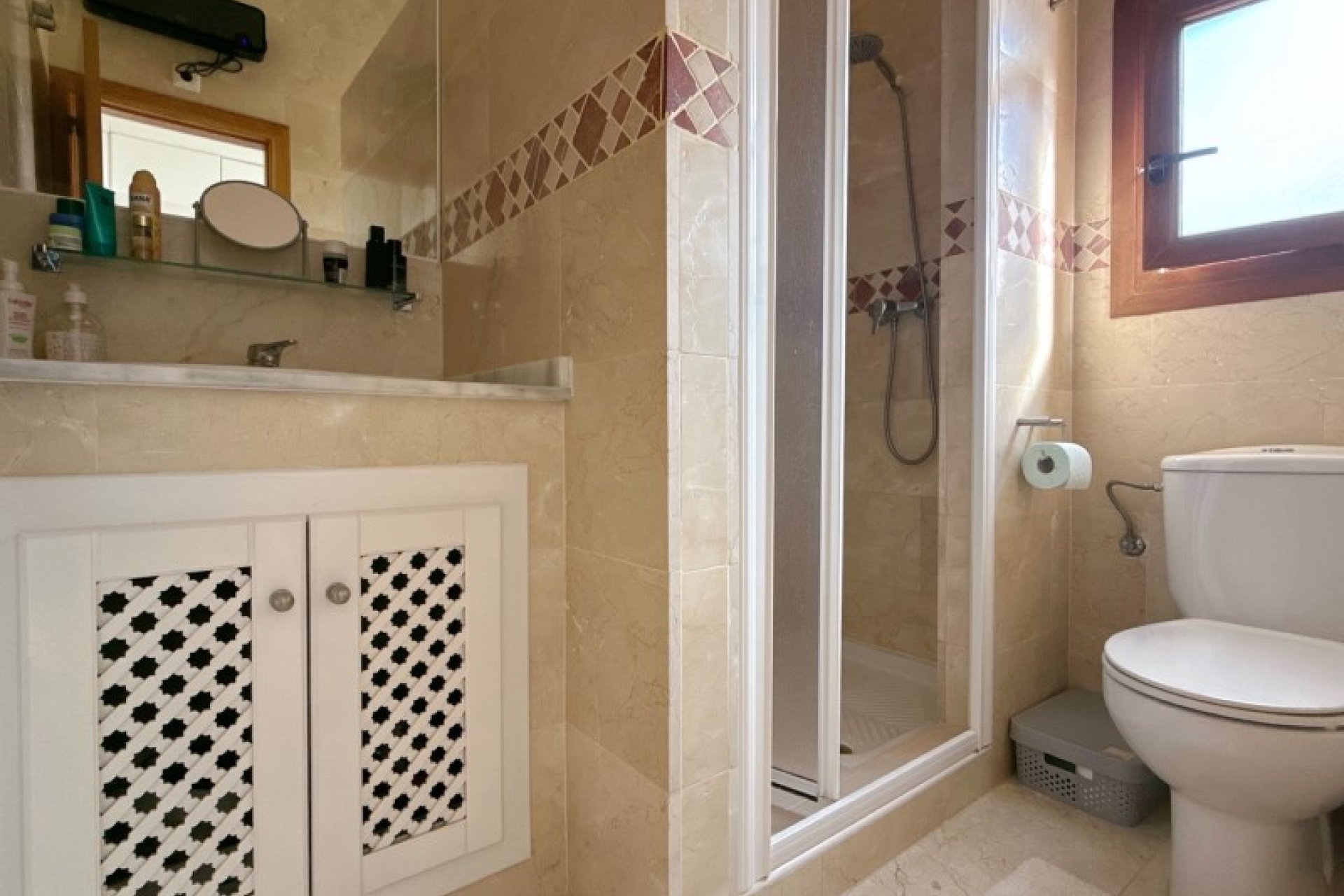 Herverkoop - Vrijstaande woning / Villa -
Algorfa