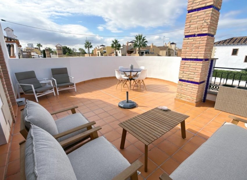 Herverkoop - Vrijstaande woning / Villa -
Algorfa