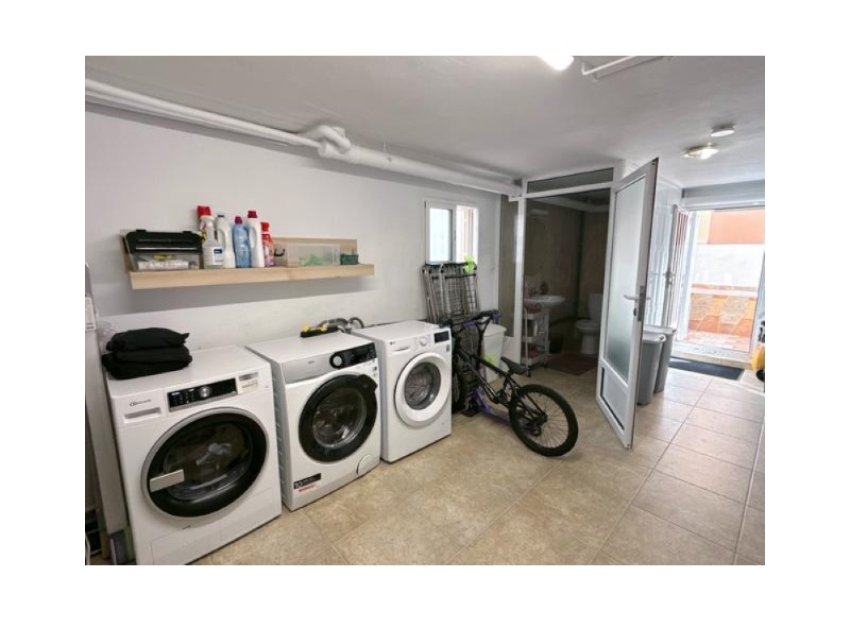 Herverkoop - Vrijstaande woning / Villa -
Algorfa